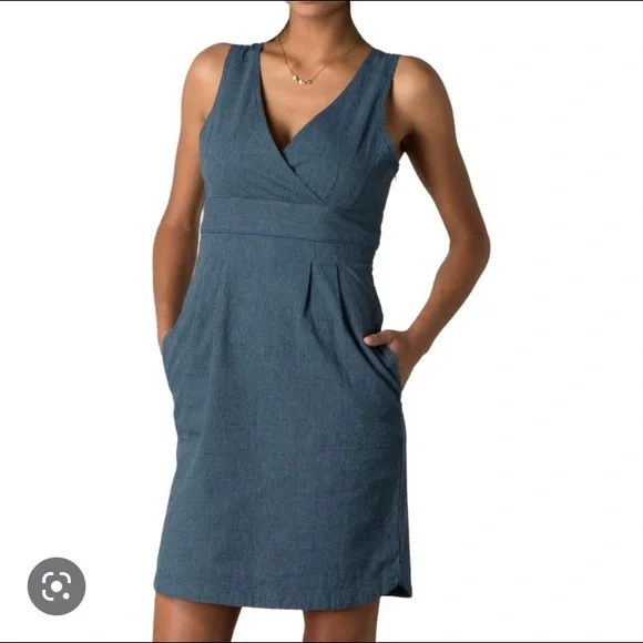 Toad & Co Atsuko chambray dress size Medium. READ! - Picture 1 of 10